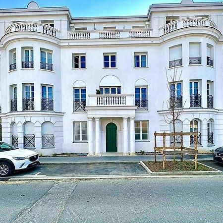 Newwilliam Lägenhet Serris Exteriör bild